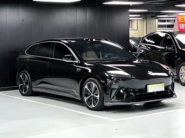 NIO ET5T 2024
