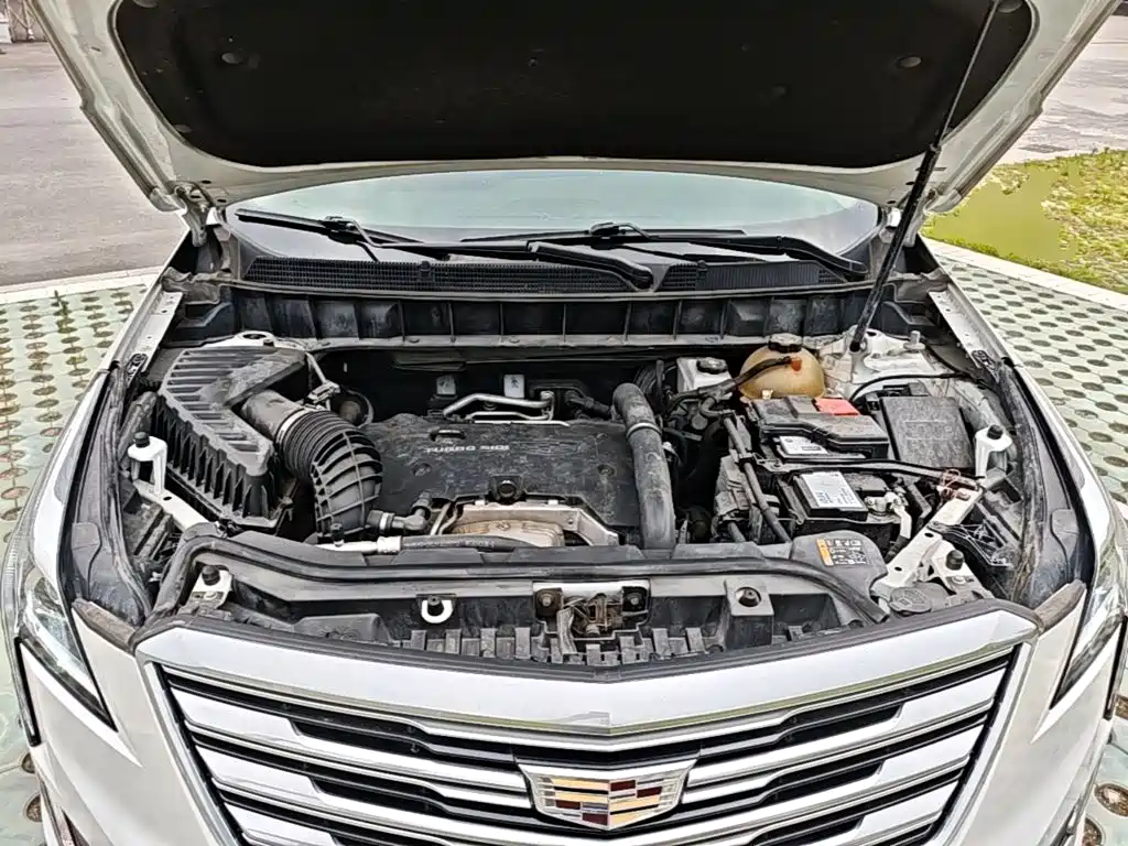 Cadillac XT5 2019 — фото 20