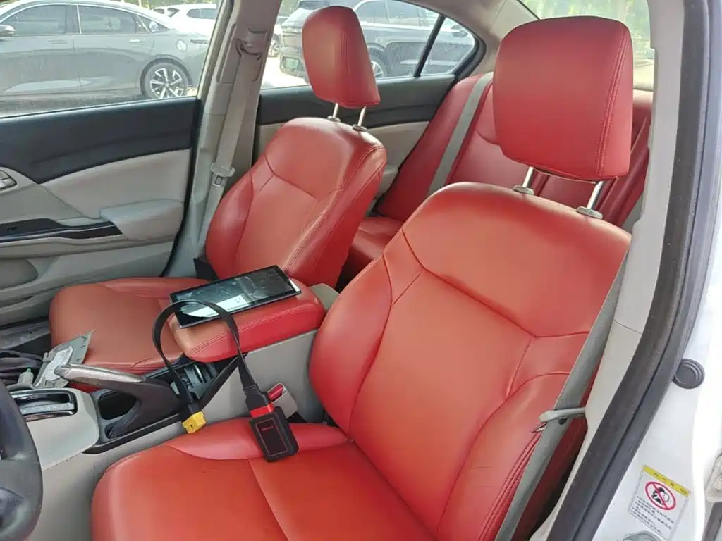 Honda Civic 2015 — фото 15