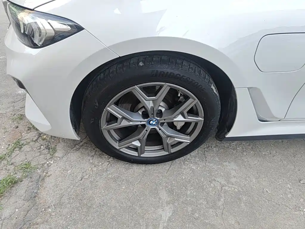 BMW i3 2024 — фото 23