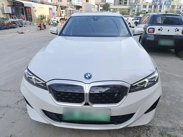 BMW i3 2024