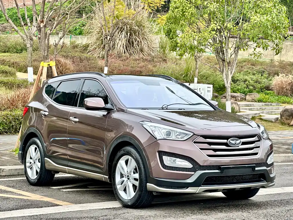 Hyundai Santa Fe 2014 — фото 3