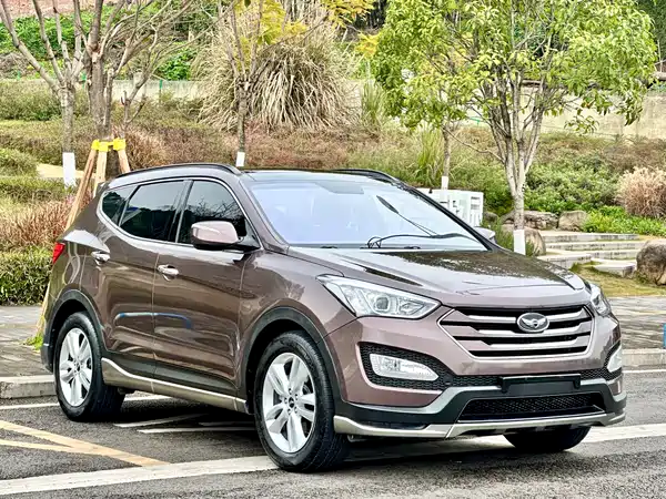 Hyundai Santa Fe 2013