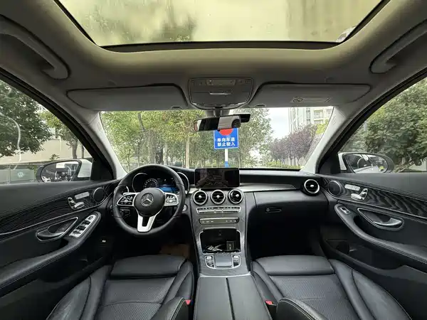 Mercedes-Benz C-Class 2019