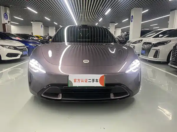 Xiaomi SU7 2024