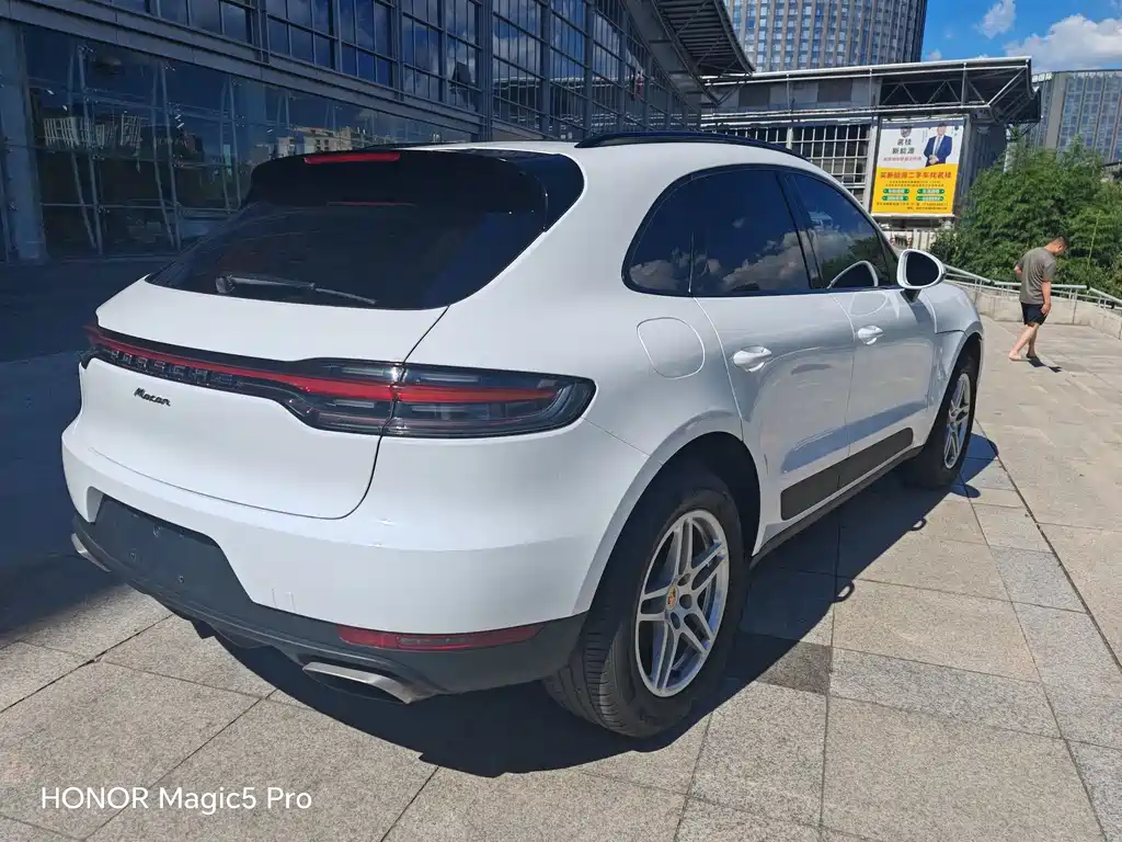 Porsche Macan 2021 — фото 5