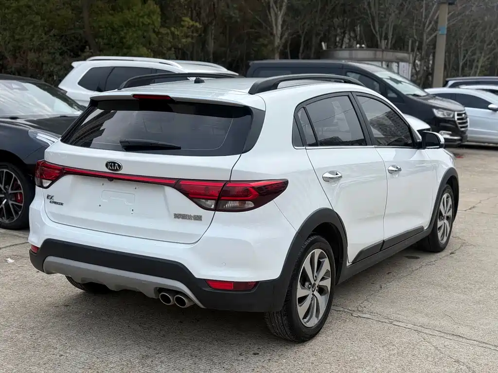 Kia KX Cross 2018 — фото 5