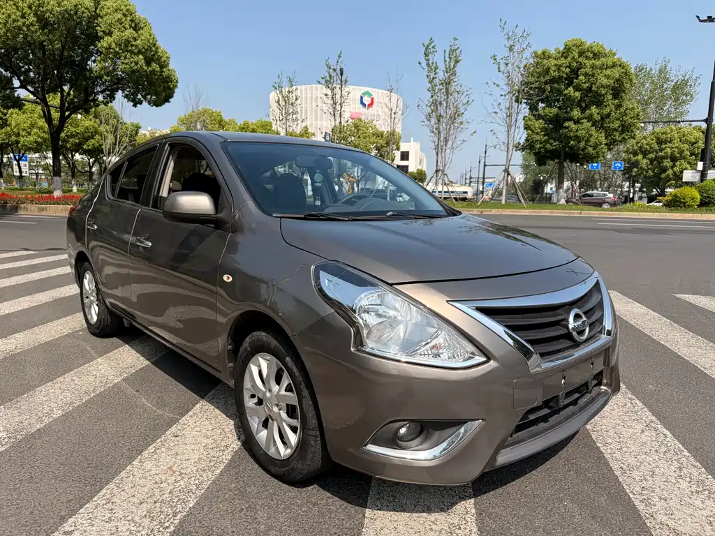 Nissan Sunny 2016 — фото 3