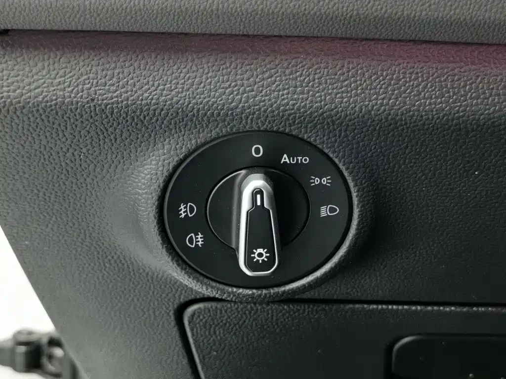 Volkswagen Sagitar 2021 — фото 21