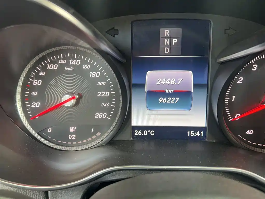 Mercedes-Benz C-Class 2018 — фото 13