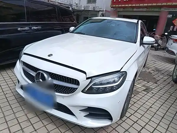 Mercedes-Benz C-Class 2020