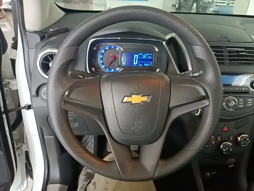 Chevrolet Trax 2014 — фото 11