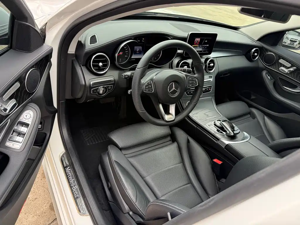 Mercedes-Benz C-Class 2016 — фото 2