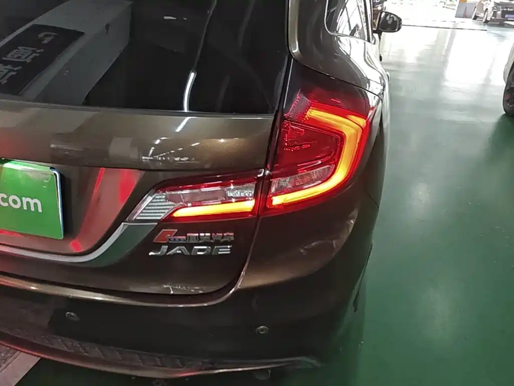 Honda Jade 2017 — фото 8