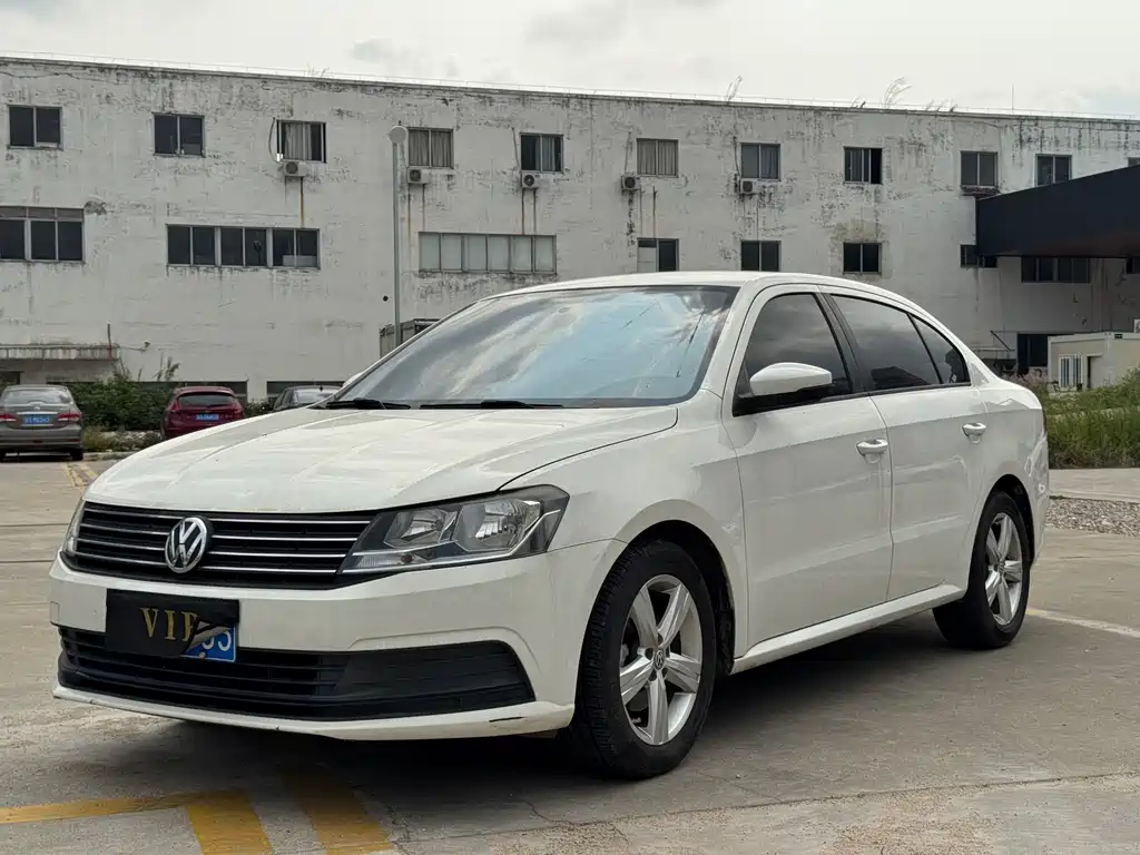 Volkswagen Lavida 2018 — фото 1