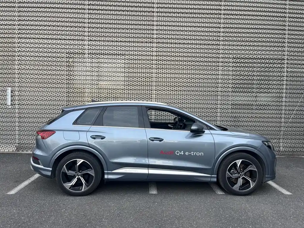 Audi Q4 e-tron 2025