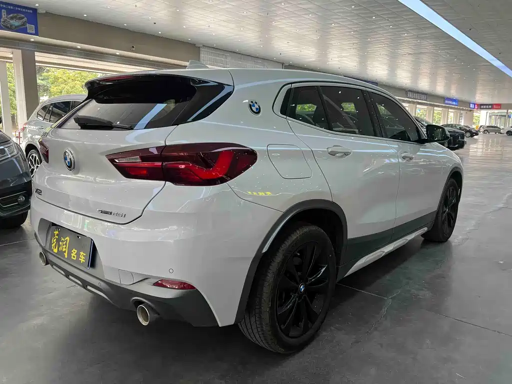 BMW X2 2023 — фото 18