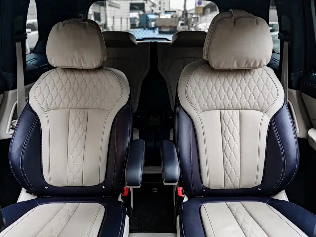 BMW X7 2023 — фото 16