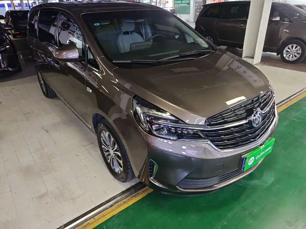 Buick GL8 2021