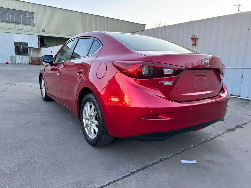 Mazda 3 Axela 2016 — фото 8