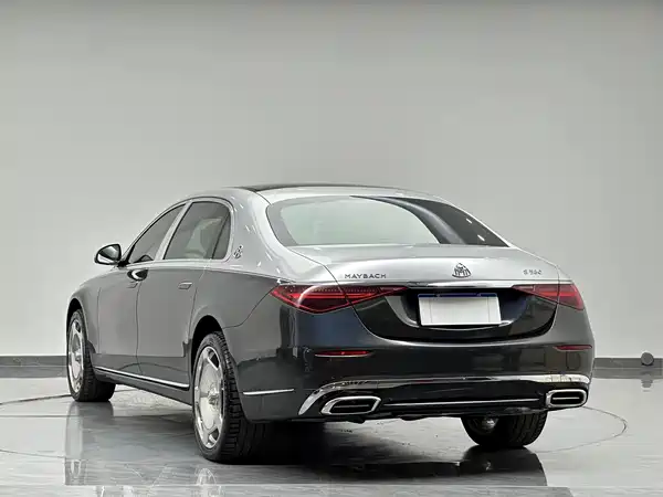 Mercedes-Benz Maybach S-Class 2025