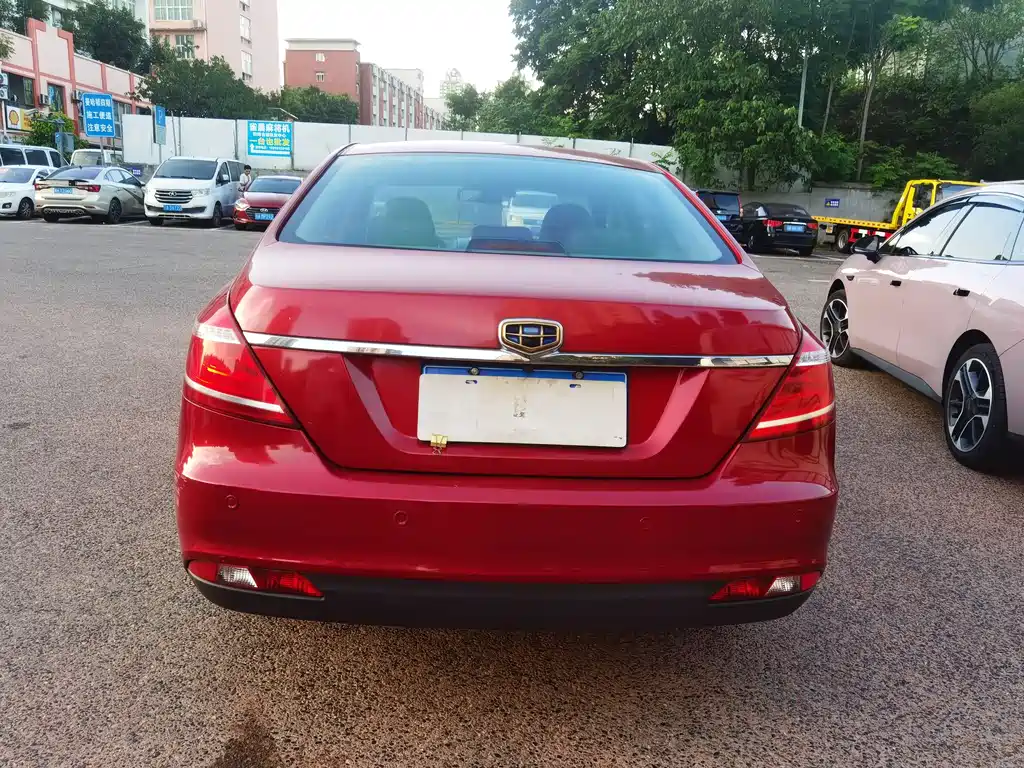 Geely Emgrand 2015