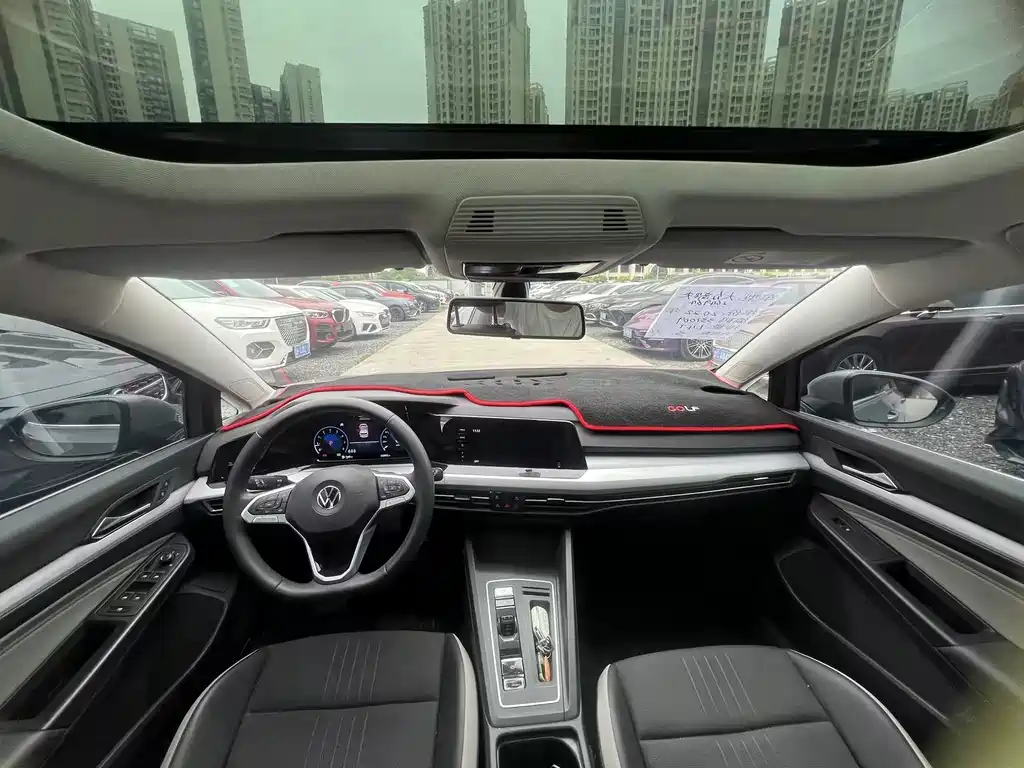 Volkswagen Golf 2022