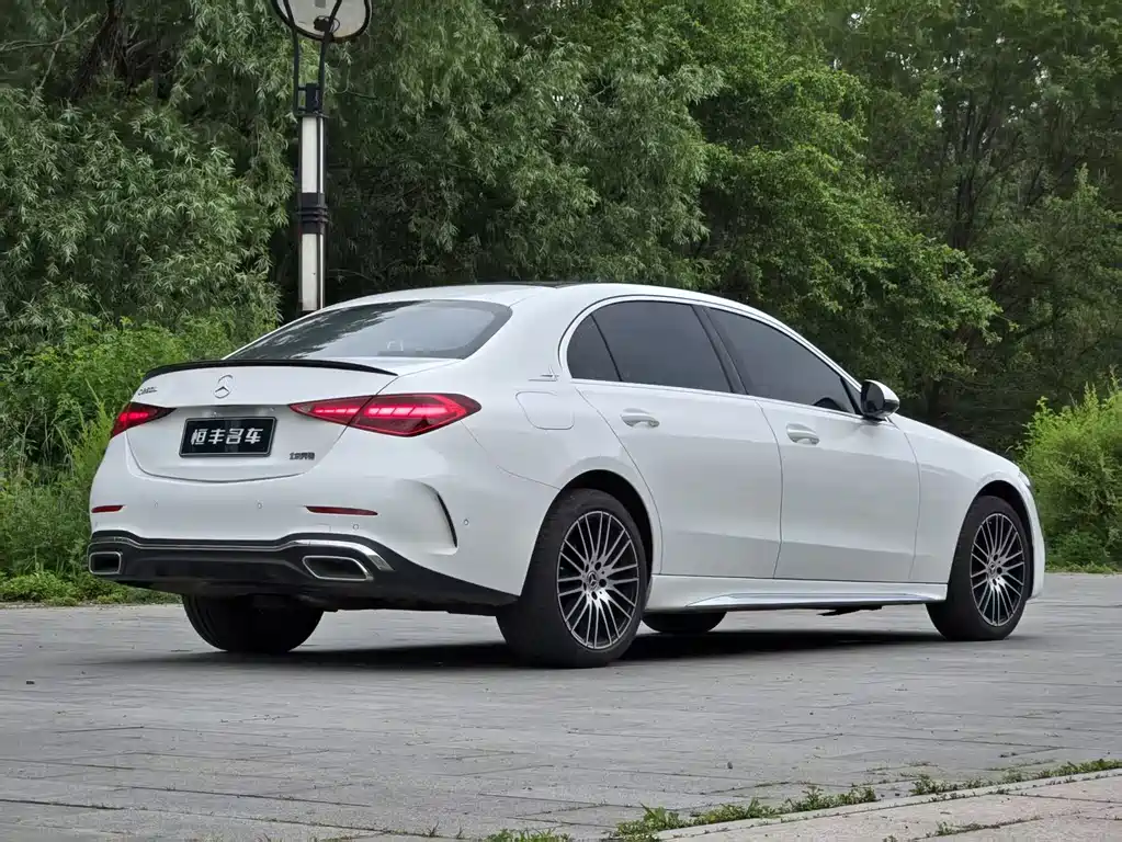 Mercedes-Benz C-Class 2025 — фото 5