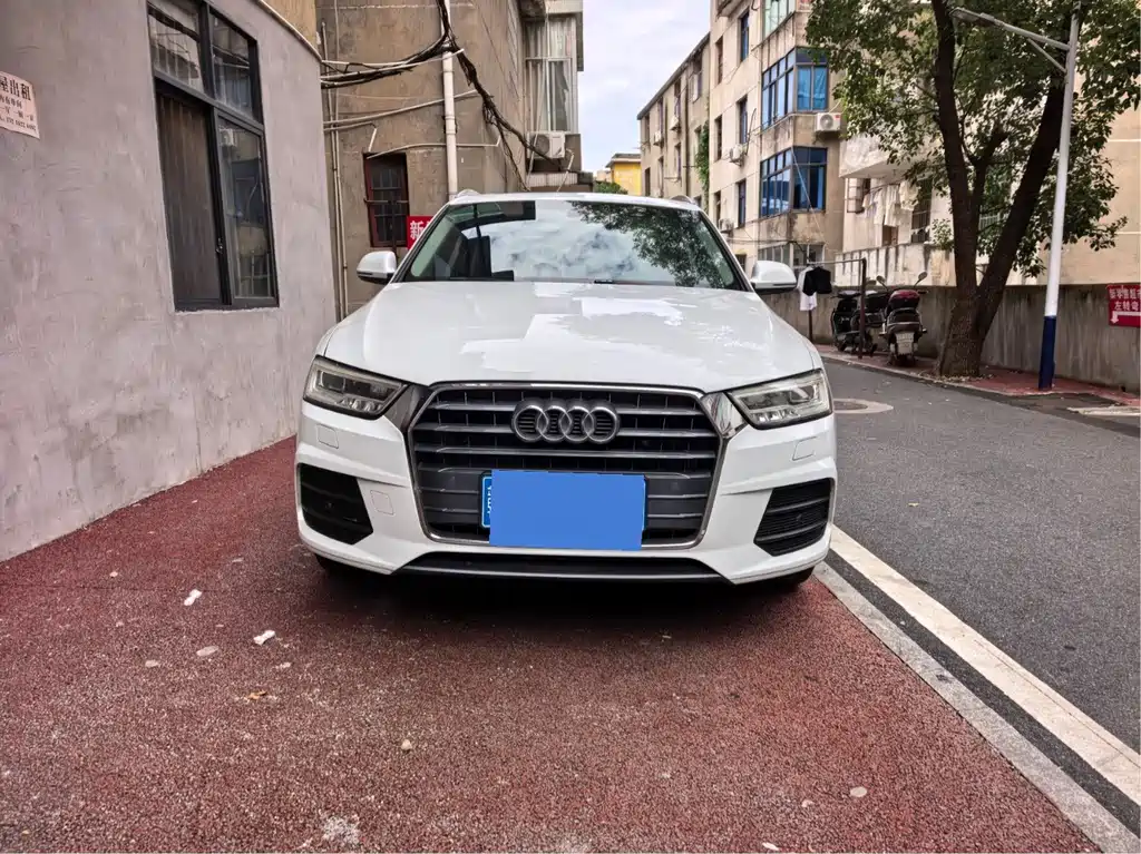 Audi Q3 2016