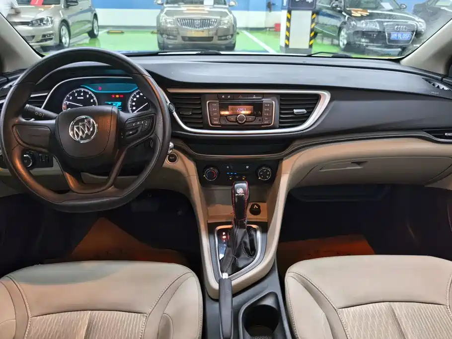 Buick Excelle 2015 — фото 12