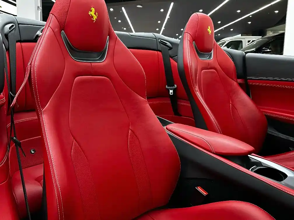 Ferrari Portofino 2019 — фото 17