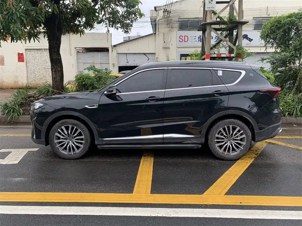 Jetour X70 PLUS 2025