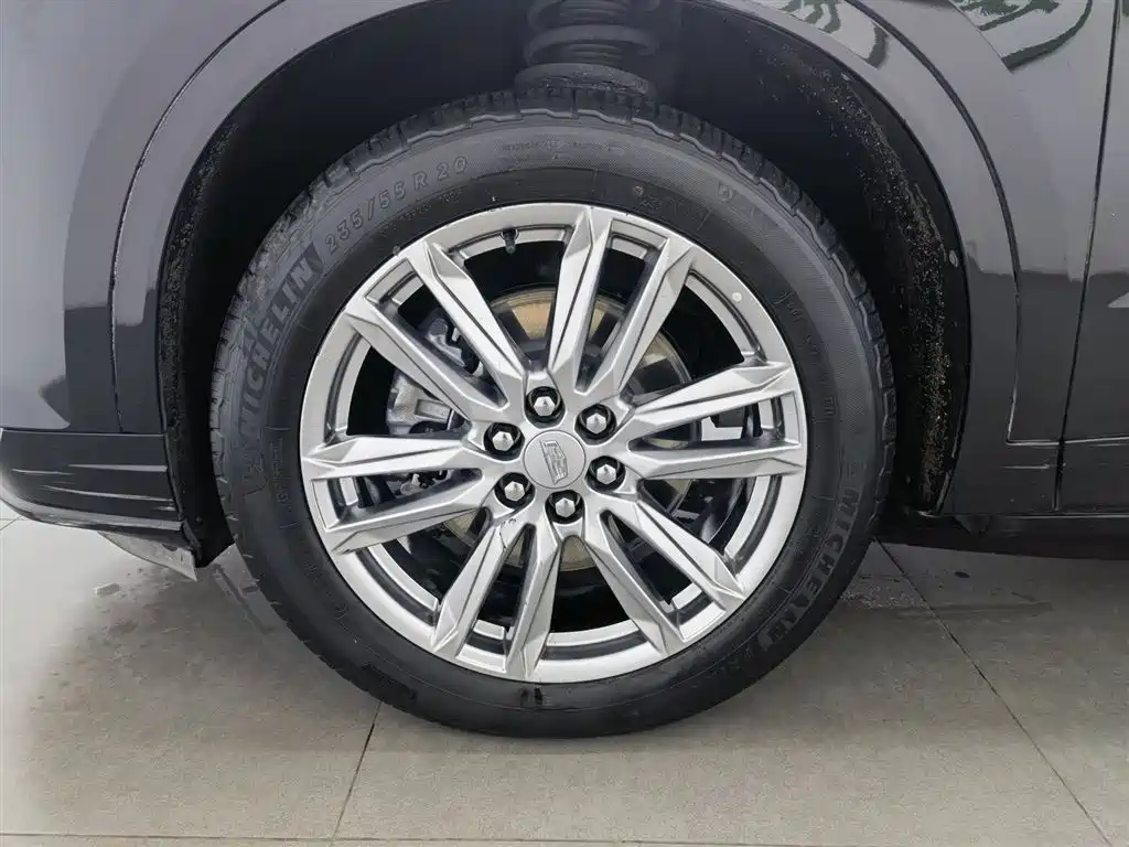 Cadillac XT6 2021 — фото 17