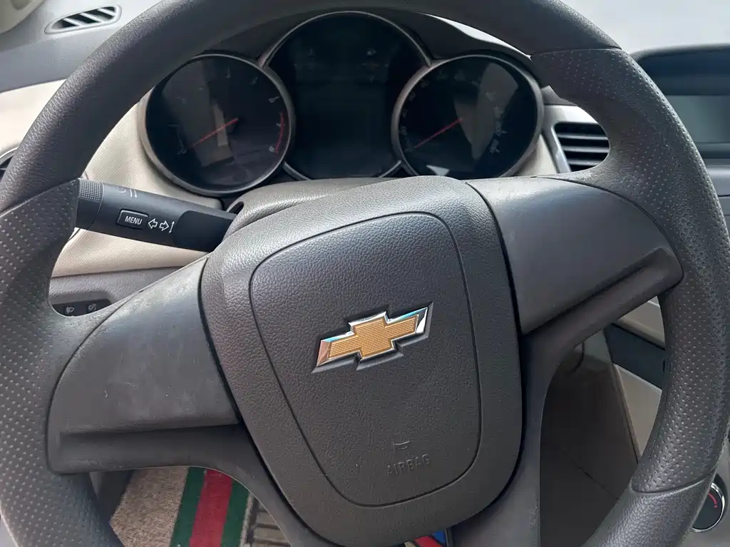 Chevrolet Cruze 2015 — фото 6