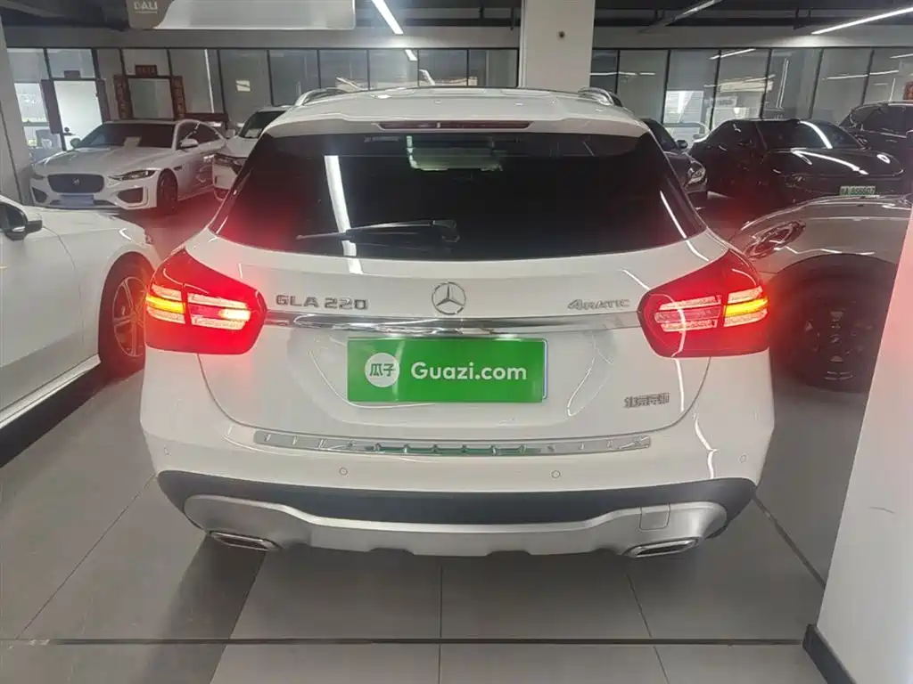 Mercedes-Benz GLA 2017 — фото 6