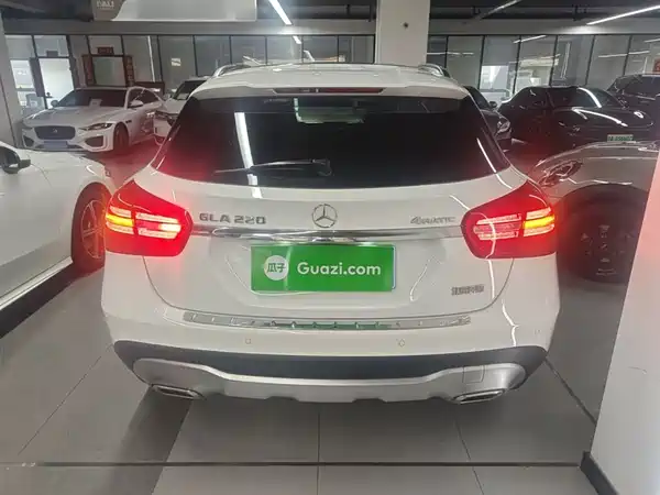 Mercedes-Benz GLA 2017