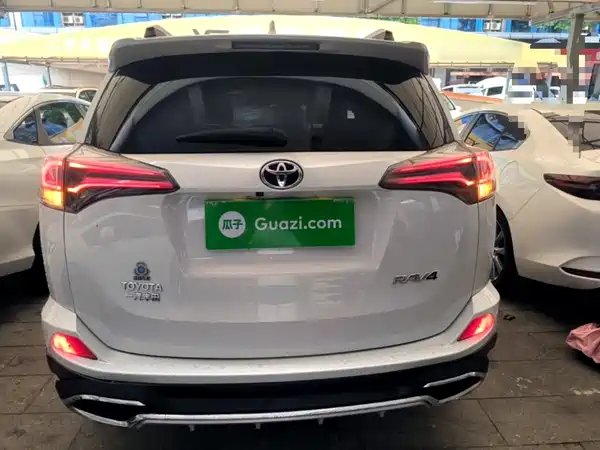 Toyota RAV4 2016