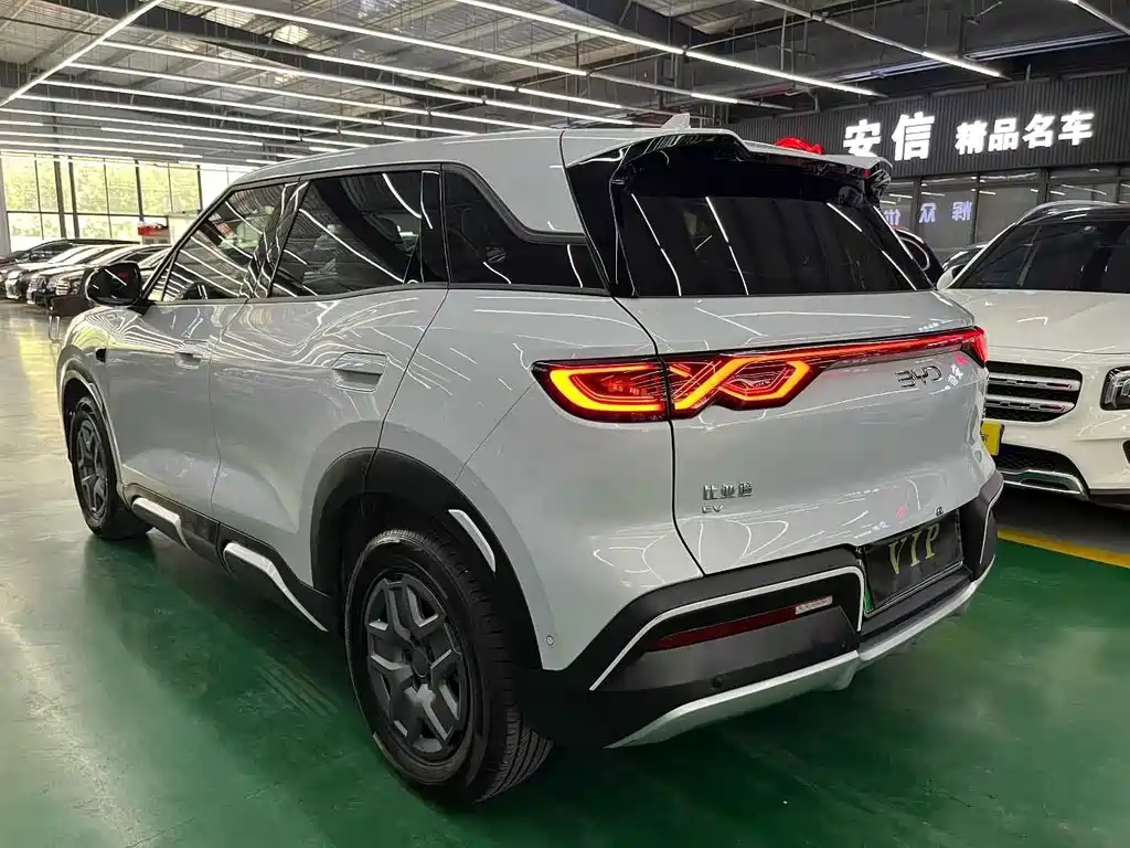 BYD Yuan UP 2025