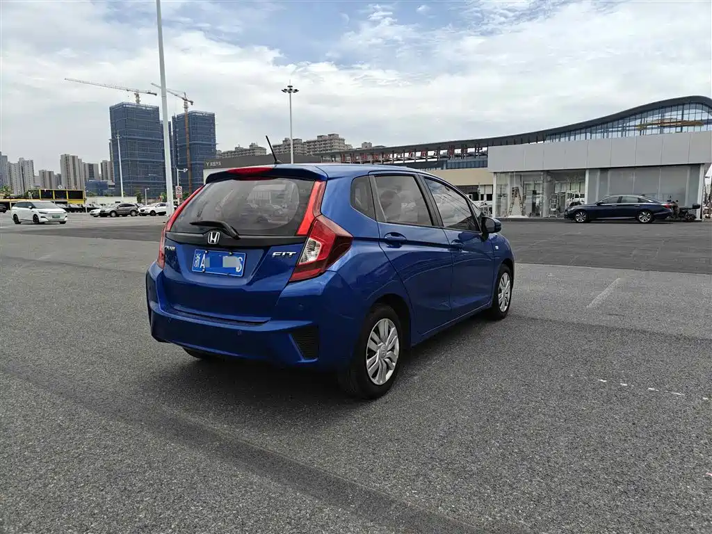 Honda Fit 2018 — фото 4