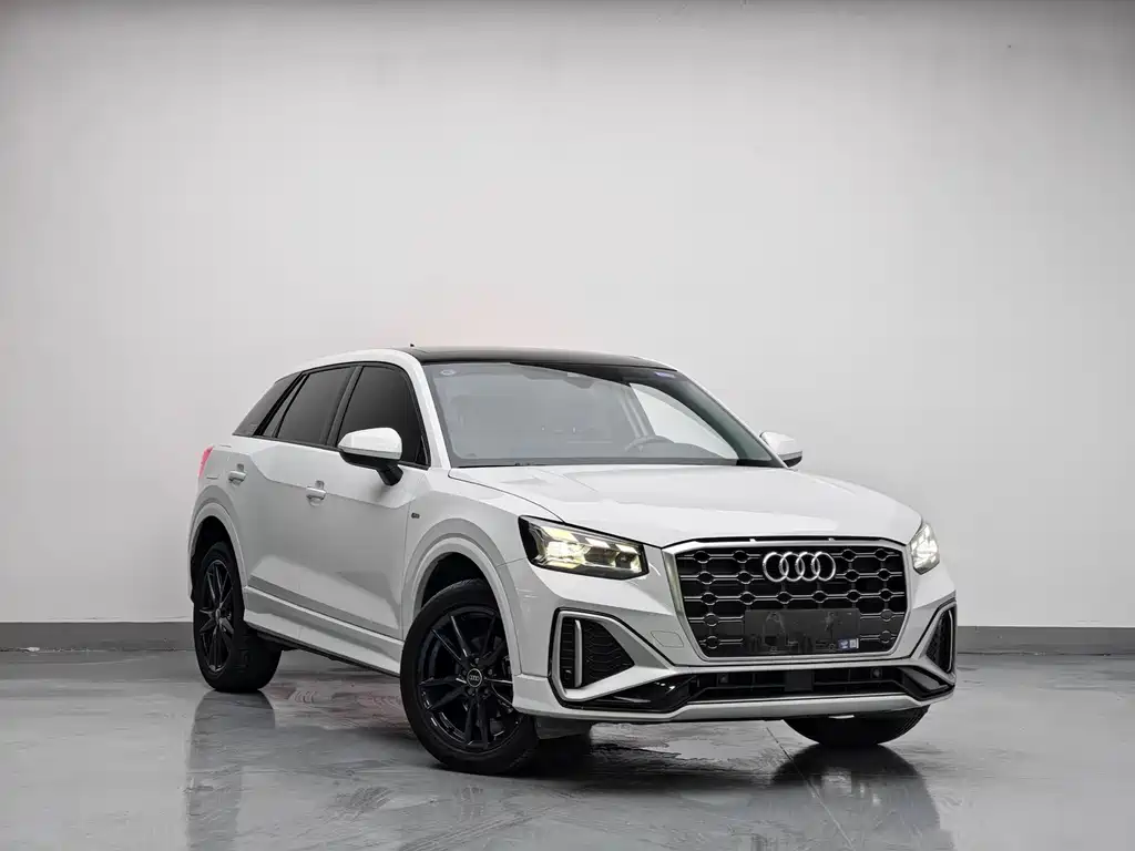Audi Q2L 2023 — фото 3