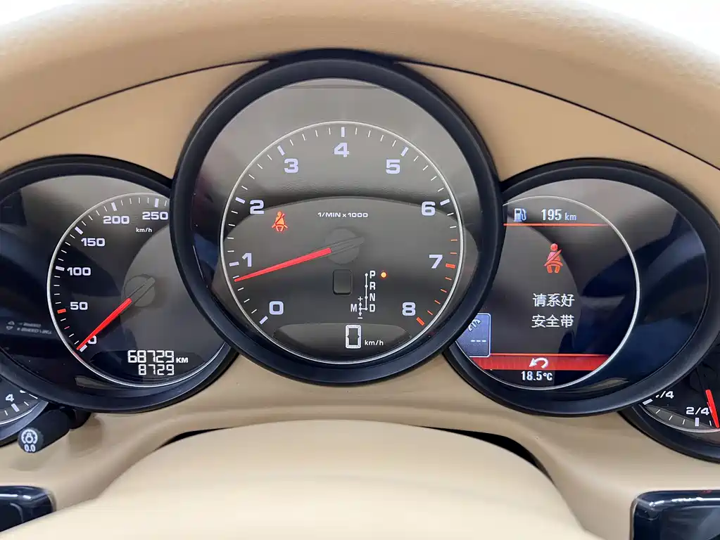 Porsche Panamera 2016 — фото 13