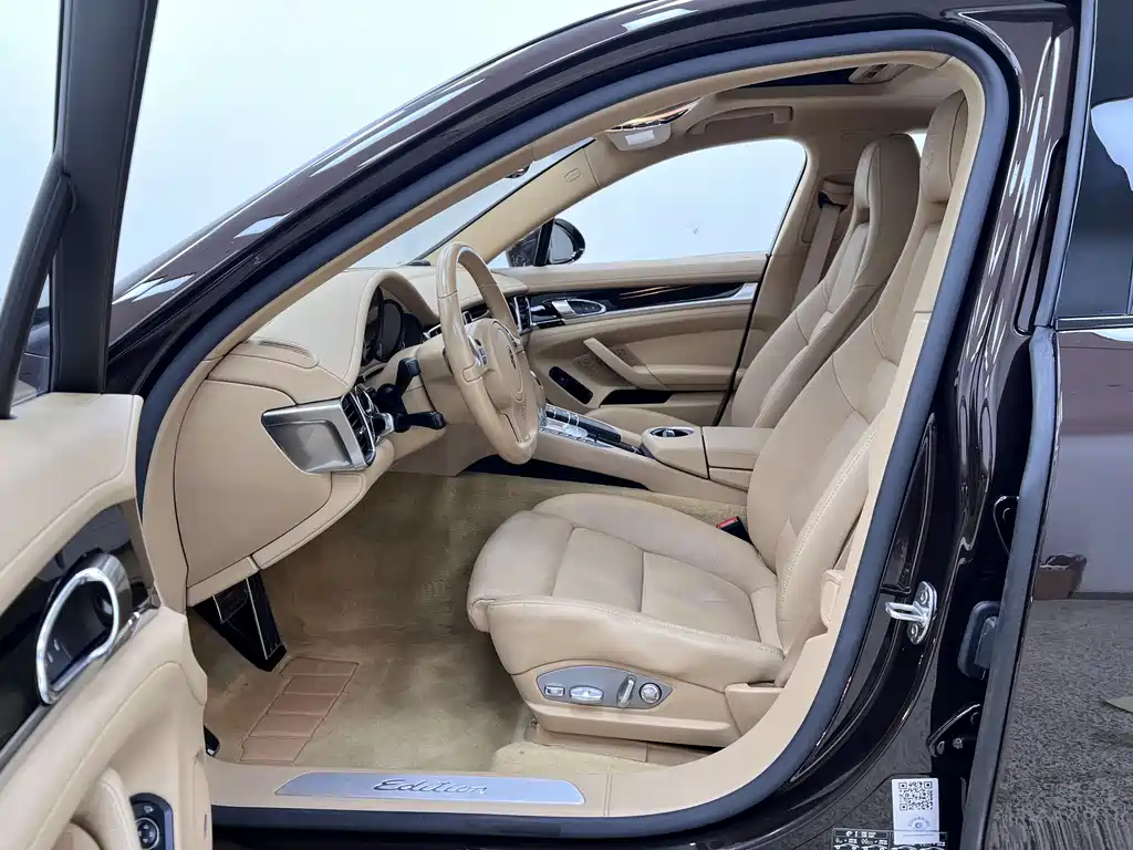 Porsche Panamera 2016 — фото 14
