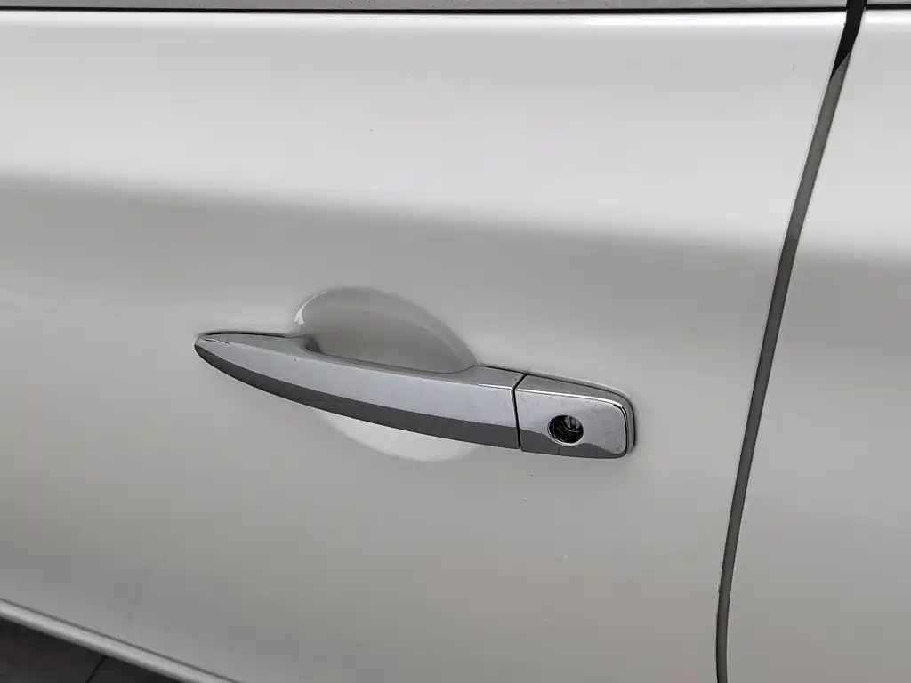 Nissan Sylphy 2022 — фото 18