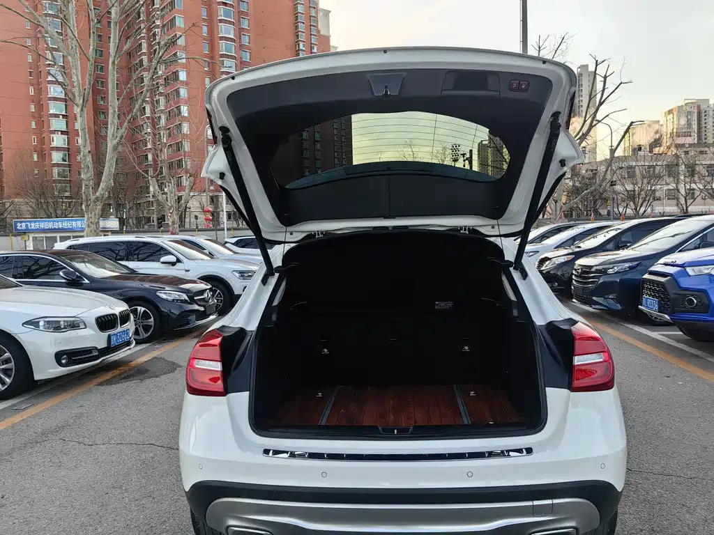 Mercedes-Benz GLA 2017 — фото 10