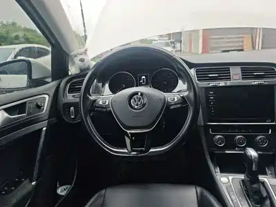 Volkswagen Golf 2020