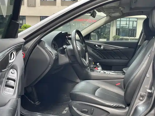 Infiniti Q50L 2018