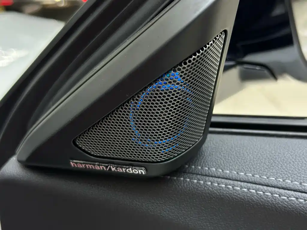 BMW Z4 2021 — фото 19