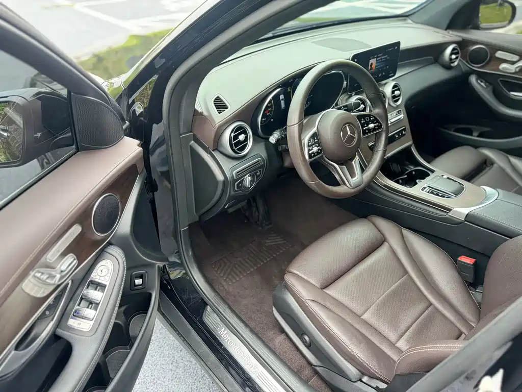 Mercedes-Benz GLC 2020 — фото 10