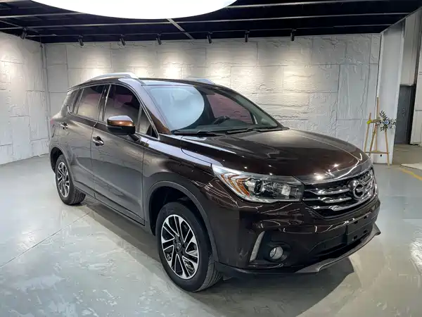 GAC Trumpchi GS4 2015