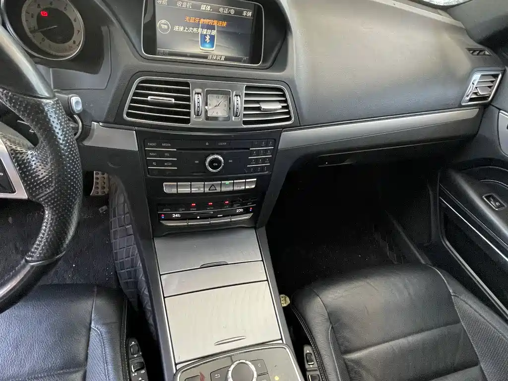 Mercedes-Benz E-Class 2017 — фото 14